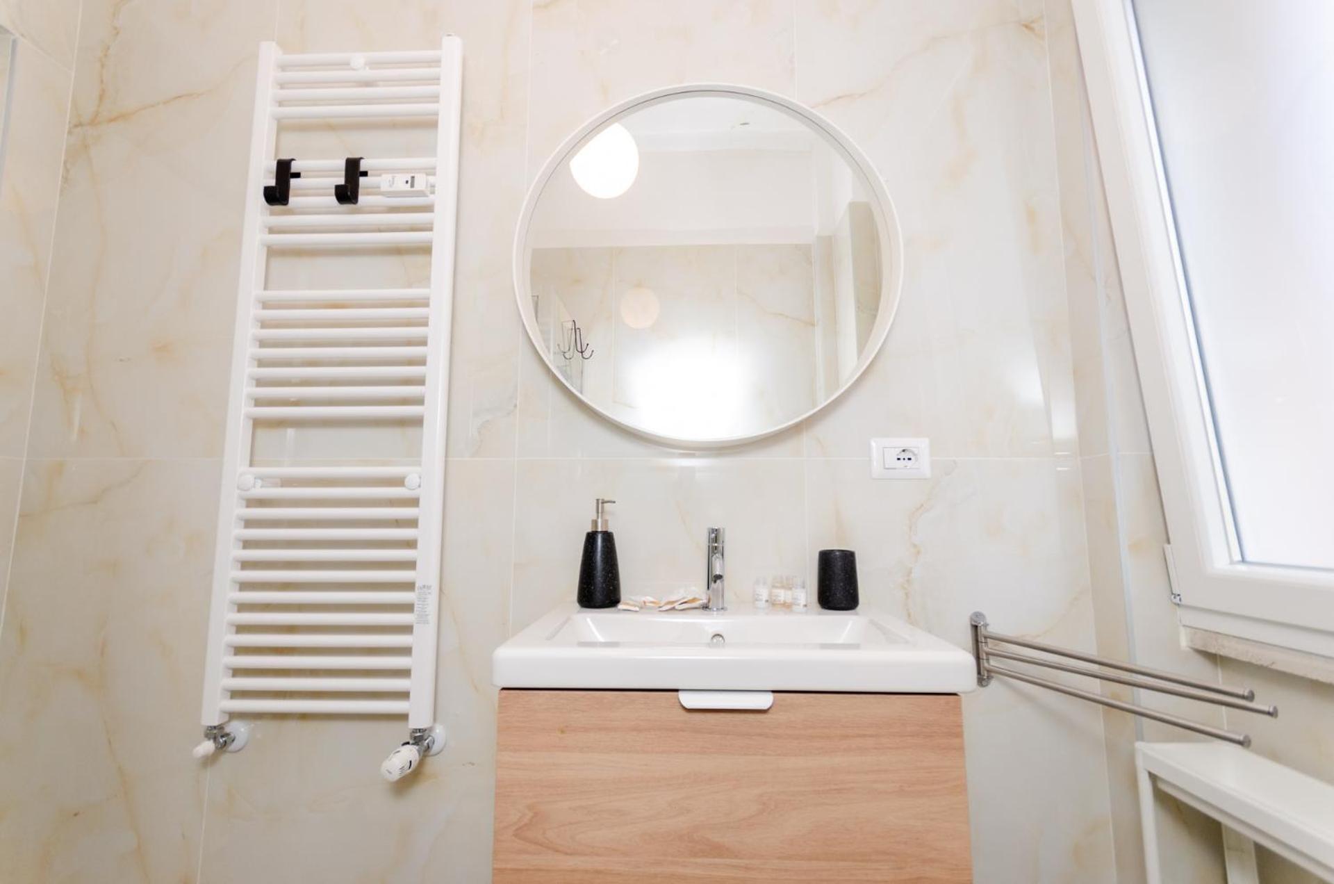 Vivimi Home Fiordalisi Stile & Comfort Vicino Metro 米兰 外观 照片